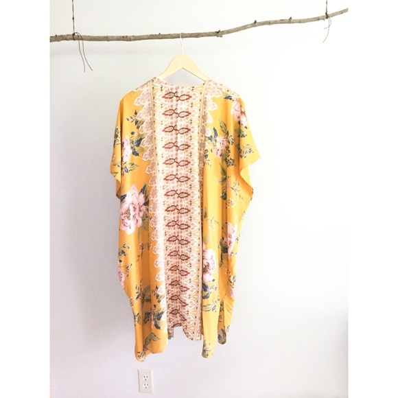 Boho Yellow Floral Print Kimono - Picture 5 of 8